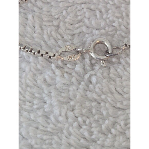 Sterling Silver Elephant Pendant Necklace With Diamond Accents Stamped 925 Italy - Picture 6 of 11